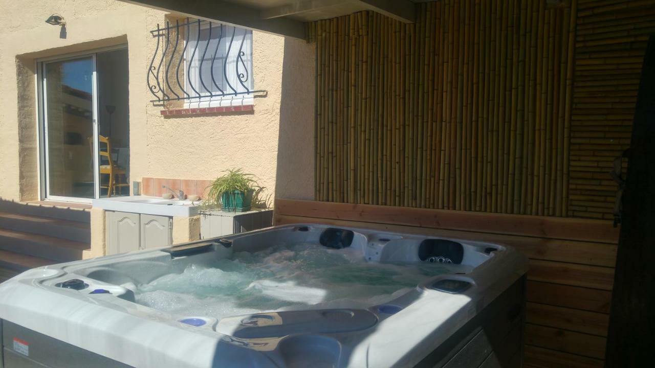 Gite Lapaz/Jacuzzi Prive/Piscine Draguignan Exteriér fotografie